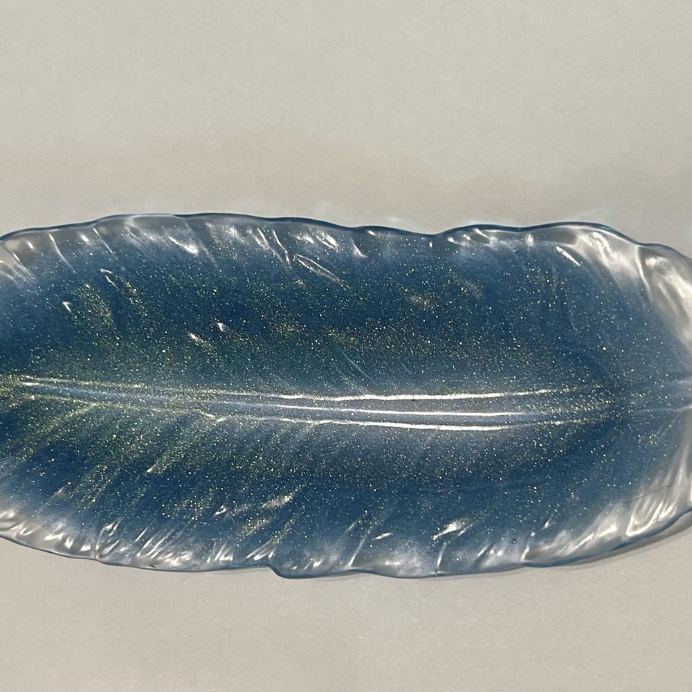 Blue Leaf-Shaped Decorative Tray inscent holder